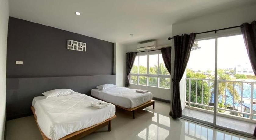 The Most Hotel Rayong Bagian luar foto